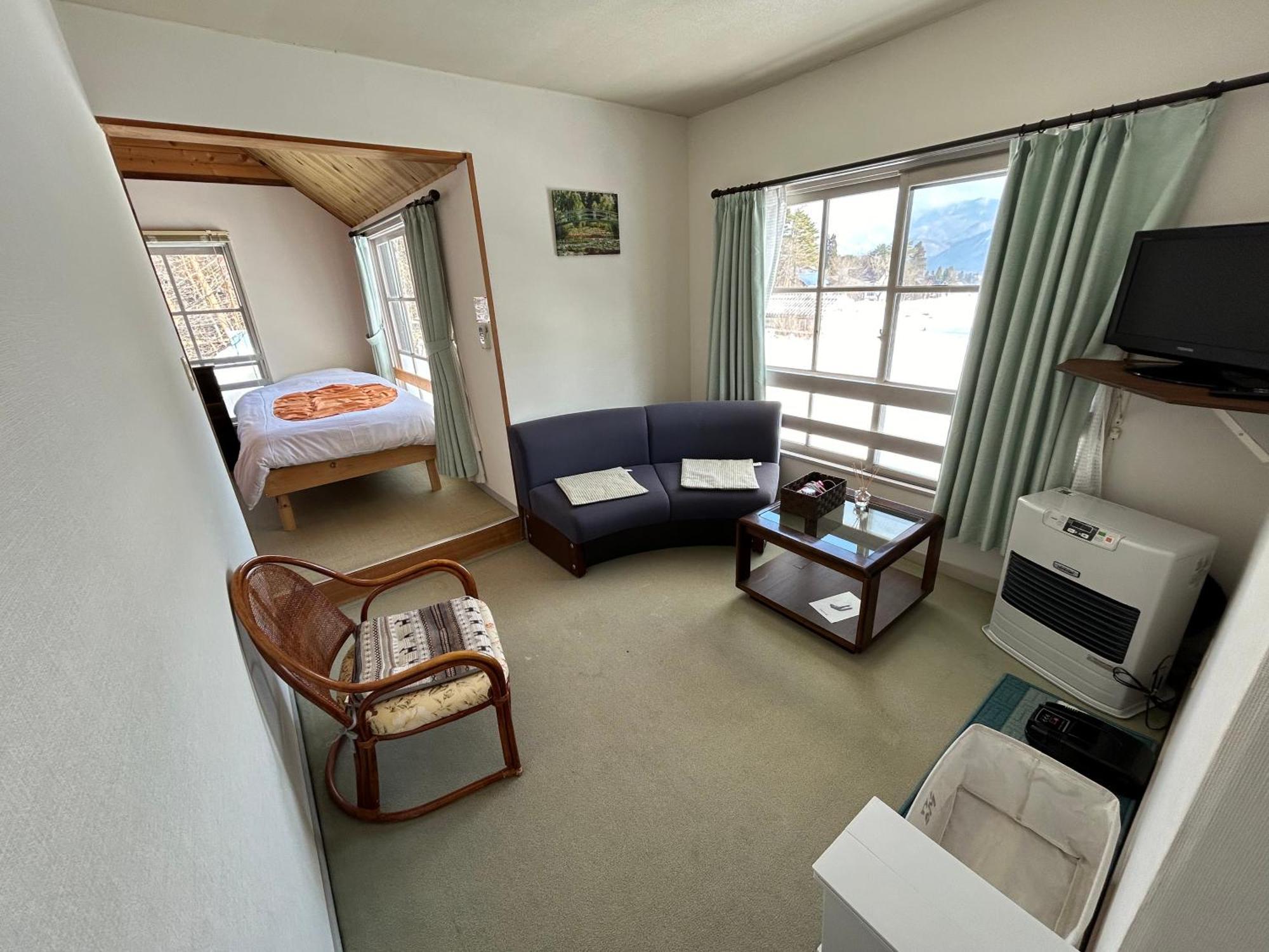 Bed & Breakfast Snow Fox Hakuba
