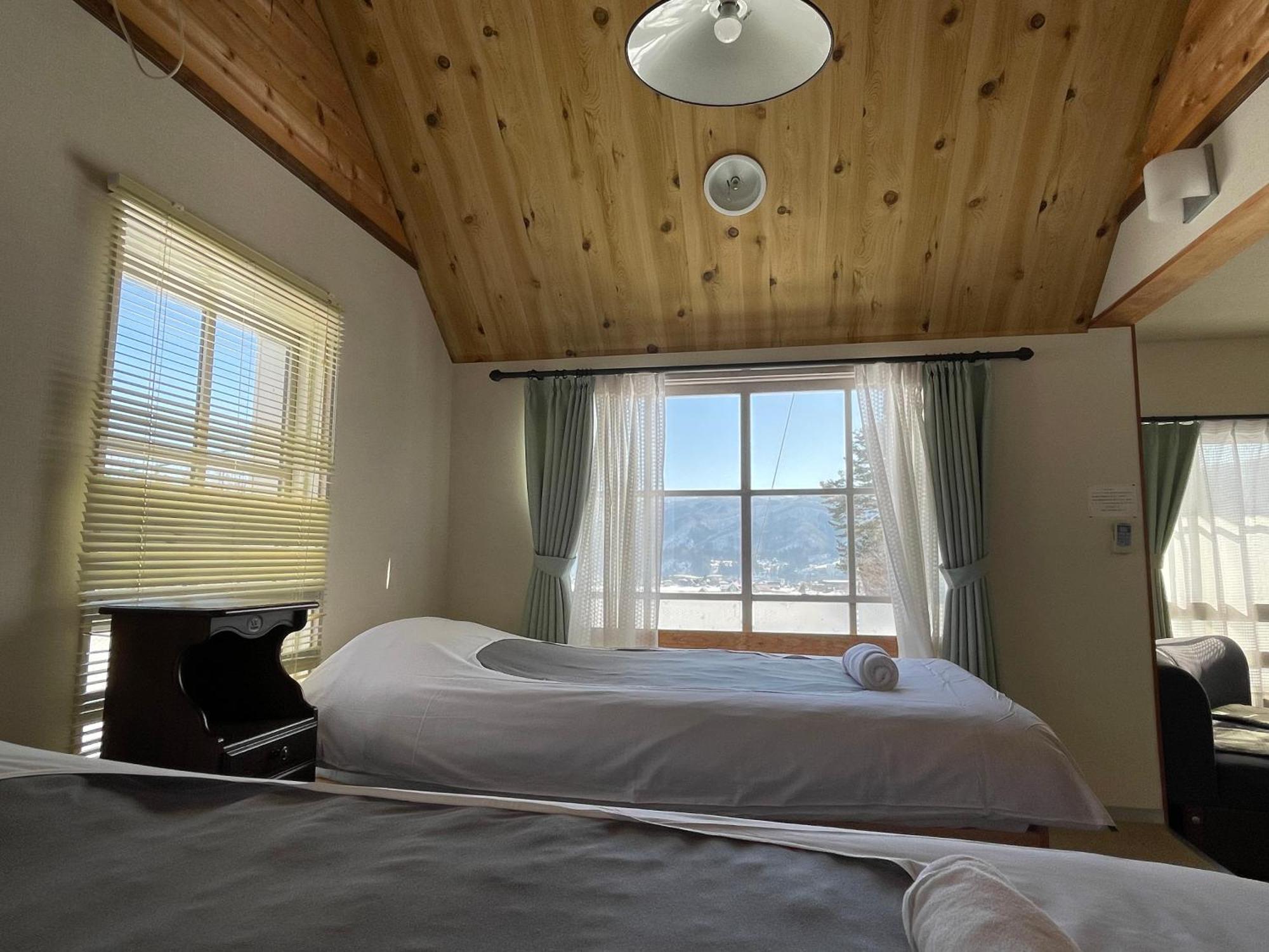 Bed & Breakfast Snow Fox Hakuba